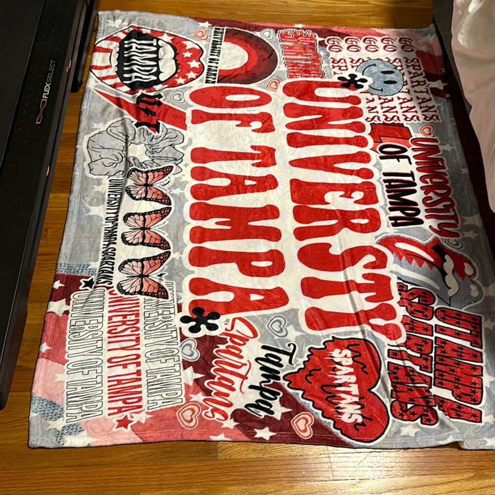 University of Tampa blanket